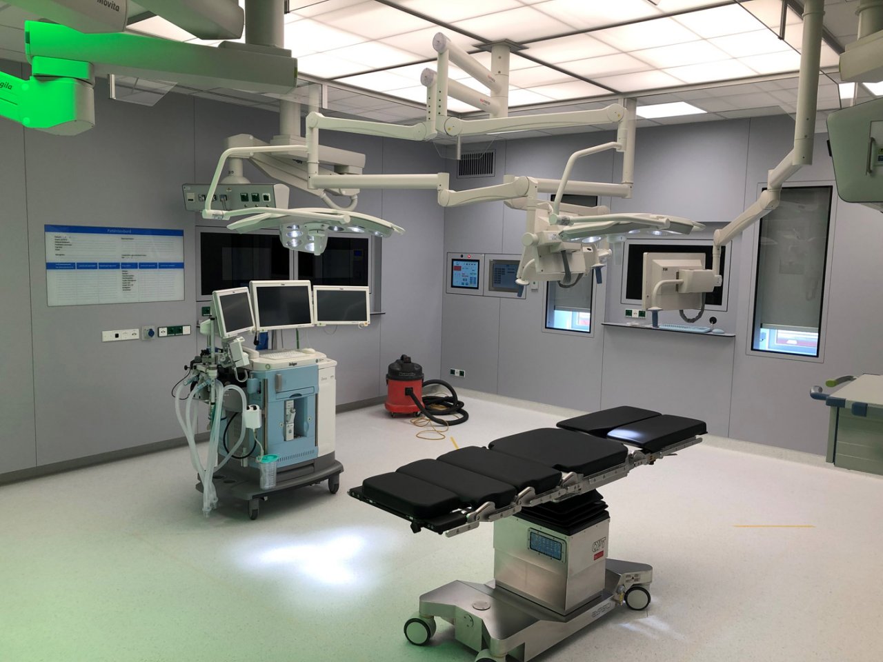 New operating rooms Bethesda hospital - IAA Architecten