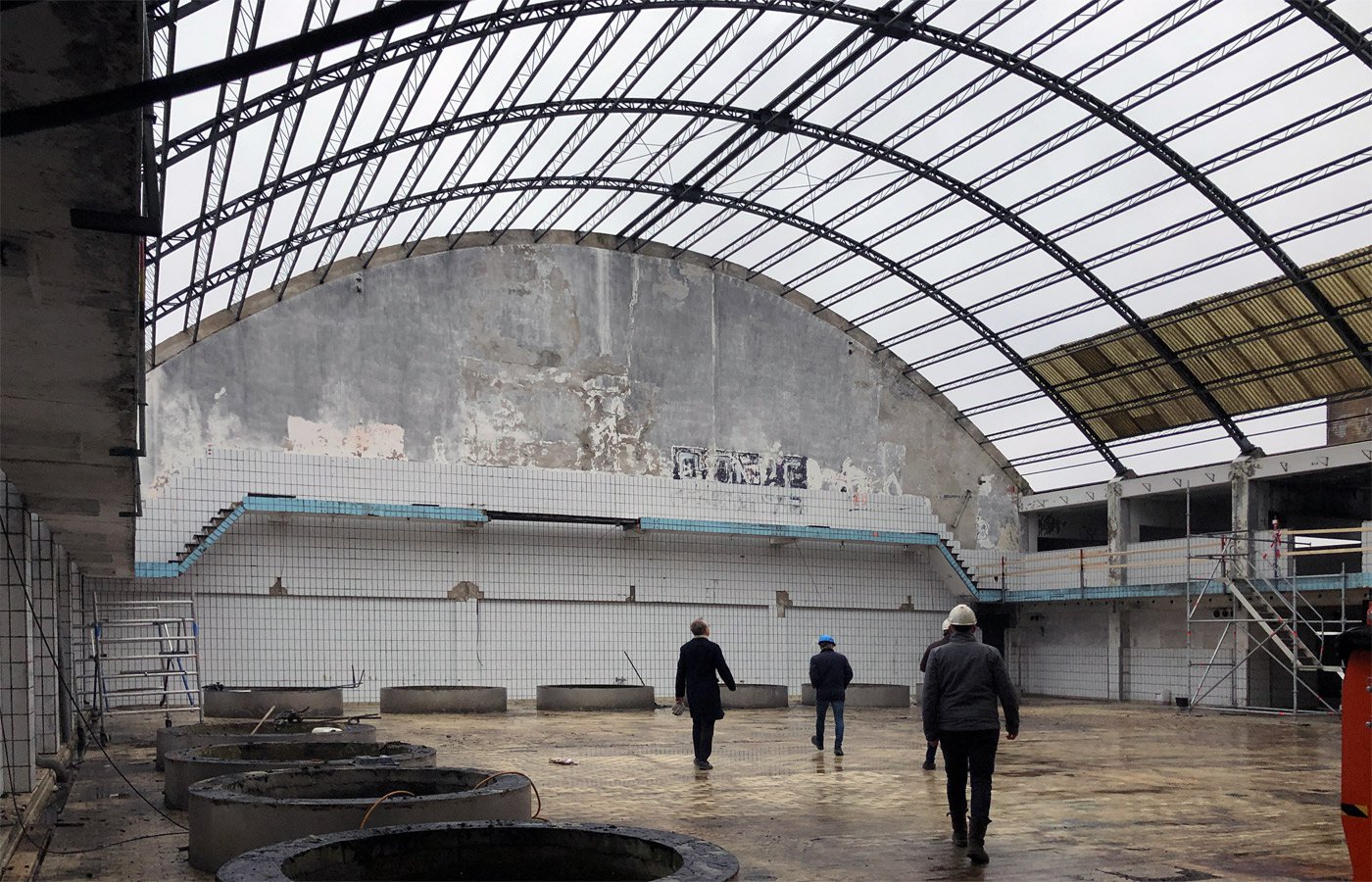 the roof seen from below