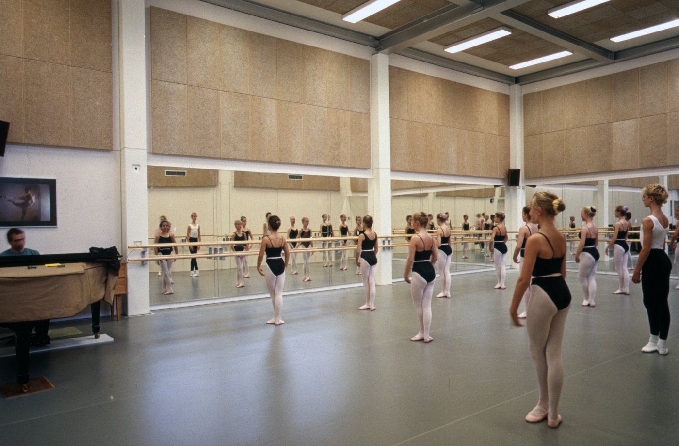 ballet hall